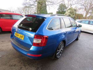 2014 Skoda Octavia 1.8 Tsi Laurin & Klement Euro 6 (s/s) 5dr in Blue — image 5