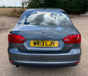 2013 Volkswagen Jetta 1.6 Tdi Bluemotion Tech Limited Edition in Grey — image 6