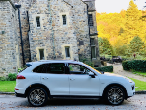 2014 Porsche Cayenne 3.0 Td V6 in White — image 3