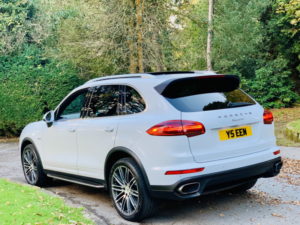 2014 Porsche Cayenne 3.0 Td V6 in White — image 6