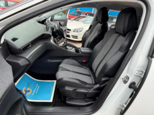 2019 Peugeot 3008 1.2 Puretech Allure Euro 6 (s/s) 5dr in White — image 4