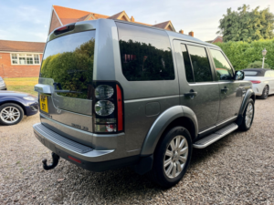 2013 Land Rover Discovery 4 3.0 Sd V6 Xs in Grey — image 6