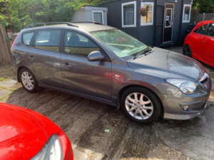 2011 Hyundai I30 1.6 Crdi Comfort Euro 5 5dr in Other — image 3