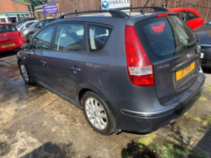 2011 Hyundai I30 1.6 Crdi Comfort Euro 5 5dr in Other — image 5