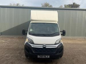 2019 Citroen Unknown 2.0 Bluehdi 35 Chassis Cab 2dr Diesel Manual L3 Euro 6 (130 Ps) in White — image 3