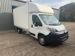 2019 Citroen Unknown 2.0 Bluehdi 35 Chassis Cab 2dr Diesel Manual L3 Euro 6 (130 Ps) in White — image 4