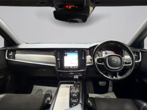 2019 Volvo V90 2.0 R-Design Plus D4 in Grey — image 3