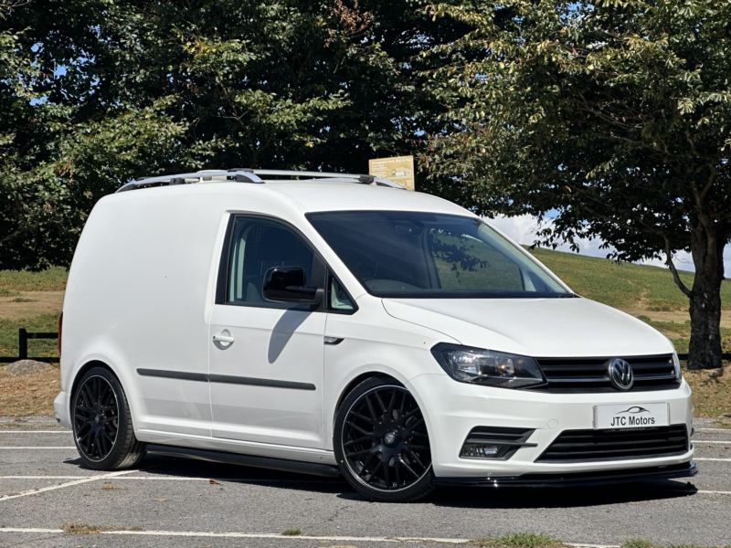 2016 Volkswagen Caddy 2.0 Tdi C20 Bluemotion Tech Highline, White, Diesel + Great Example in White — image 1