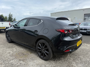 2020 Mazda Mazda3 2.0 Skyactiv-X Mhev Gt Sport Tech Hatchback 5dr Petrol Auto Euro 6 (s/s) (180 Ps) in Black — image 4
