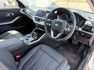 2020 BMW 3 Series 2.0 318d Se Auto Euro 6 (s/s) 4dr in Silver — image 2