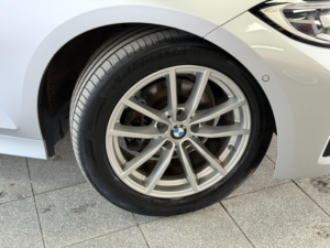 2020 BMW 3 Series 2.0 318d Se Auto Euro 6 (s/s) 4dr in Silver — image 4