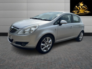 2010 Vauxhall Corsa 1.4 I 16v Se in Silver — image 3