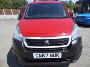 2017 Peugeot Partner 1.6 Vti 676 Se L1 5dr in Red — image 2