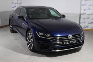 2019 Volkswagen Arteon 1.5 Tsi Evo R-Line Fastback 5dr Petrol DSG Euro 6 (s/s) (150 Ps) £500 Deposit £292 X 60 Months Hp in Blue — image 4