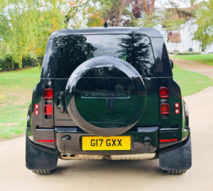 2025 Land Rover Defender 90 3.0 D350 Mhev X-Dynamic Hse Hard Top SUV Auto 4WD Swb Euro 6 (s/s) 3dr in Black — image 5