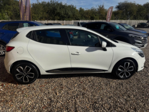 2018 Renault Clio 0.9 Tce Play Euro 6 (s/s) 5dr in White — image 6