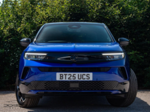 2025 Vauxhall Mokka 1.2 Turbo Ultimate Auto Euro 6 (s/s) 5dr in Blue — image 2