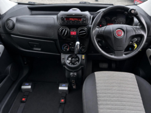 2013 Fiat Qubo 1.3 Multijet My Life Dualogic Euro 5 (s/s) 5dr in Red — image 3