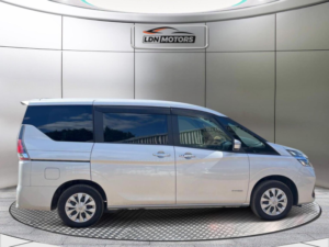 2020 Nissan Serena Hybrid MPV 8 Seats Automatic in Silver — image 5
