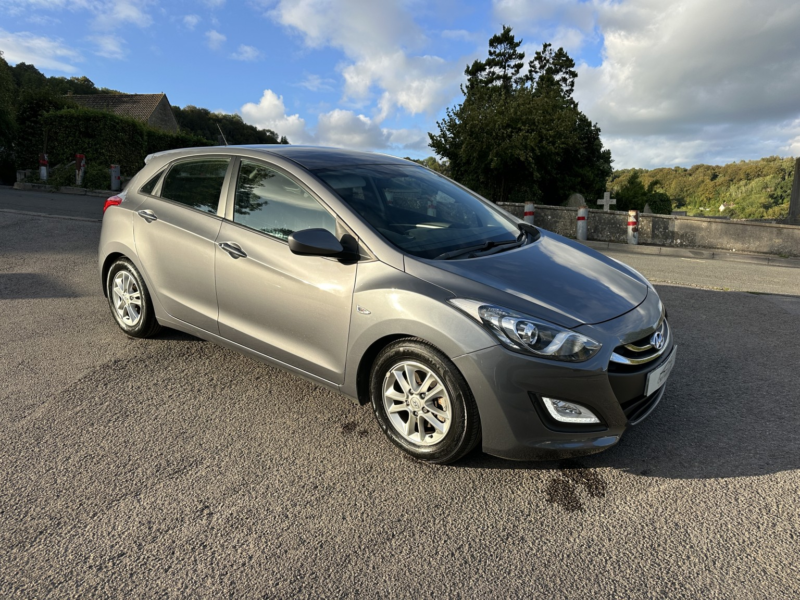2014 Hyundai I30 1.6 Active in Grey — image 1