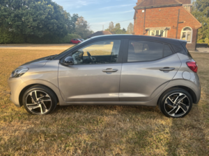 2020 Hyundai I10 1.2 I10 Prem 1.2 (2tr) + Tp in Bronze — image 3