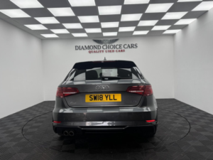2018 Audi A3 1.5 Tfsi Cod Black Edition in Grey — image 5
