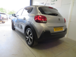 2022 Citroen C3 1.5 Bluehdi Shine Plus Euro 6 (s/s) 5dr in Grey — image 4