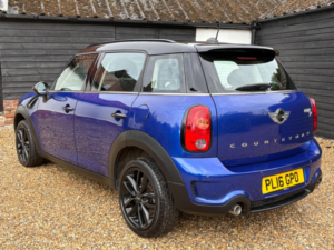 2016 MINI Countryman 2.0 Cooper Sd Auto Euro 5 5dr in Blue — image 4
