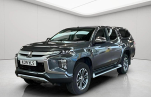 2019 Mitsubishi L200 2.2 Di-D Dc Barbarian X Auto 4WD Euro 6 (s/s) 4dr in Grey — image 4