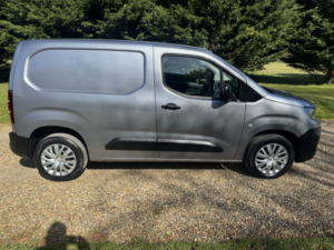 2021 Peugeot Partner 1.5 Bluehdi 1000 Professional in Grey — image 5