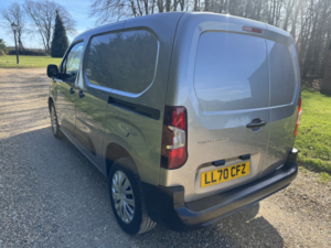 2021 Peugeot Partner 1.5 Bluehdi 1000 Professional in Grey — image 6