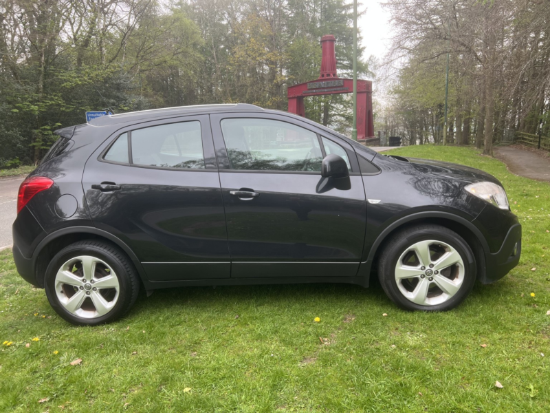 2014 Vauxhall Mokka 1.7 Cdti Exclusiv in Black — image 1