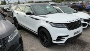 2018 Land Rover Range Rover Velar 2.0 D240 R-Dynamic Se Auto 4WD Euro 6 (s/s) 5dr in White — image 2