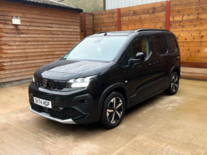 2025 Peugeot Rifter 4 SEAT Auto Wheelchair Accessible Disabled Access Vehicle Wav in Black — image 5