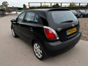 2009 Kia Rio 1.5 Crdi Sport in Black — image 5