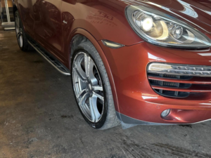 2012 Porsche Cayenne 3.0 Td V6 Tiptronic 4WD Euro 5 (s/s) 5dr in Brown — image 5