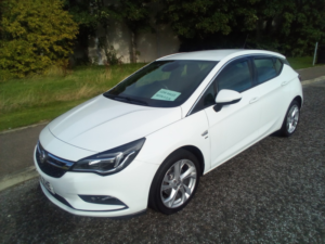 2016 Vauxhall Astra 1.4 I Turbo Sri in White — image 3