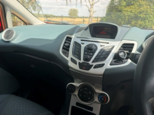 2011 Ford Fiesta 1.3 Zetec in Red — image 4