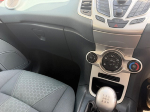 2011 Ford Fiesta 1.3 Zetec in Red — image 6