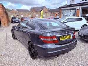 2010 Mercedes-Benz Clc Class 1.8 Clc200k Sport in Grey — image 4