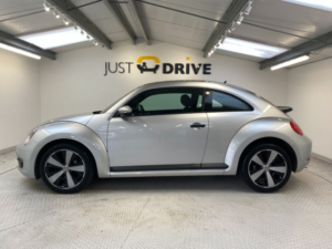 2014 Volkswagen Beetle 1.6 Tdi Bluemotion Tech Hatchback 3dr Diesel Manual Euro 5 (s/s) (105 Ps) in Silver — image 2