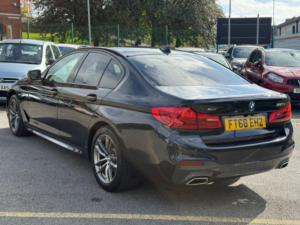 2018 BMW 5 Series 2.0 520d M Sport Auto Xdrive Euro 6 (s/s) 4dr in Black — image 5