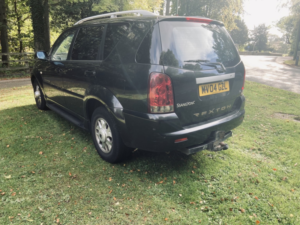 2004 Ssangyong Rexton 2.7 Td Rx 270 Se in Black — image 6