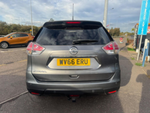 2016 Nissan X-Trail 1.6 Dci Tekna Xtron Euro 6 (s/s) 5dr in Grey — image 4