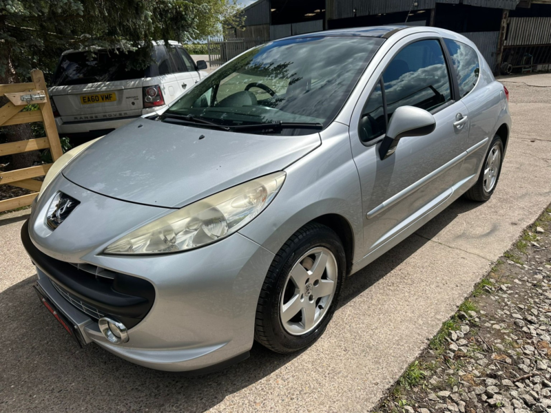 2008 Peugeot 207 1.4 Vti Cielo in Silver — image 1