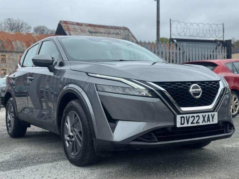 2022 Nissan Qashqai 1.3 Qashqai Acenta Premium Dig-T Mhev 5dr in Grey — image 1