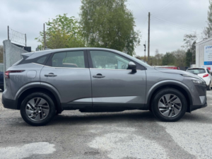 2022 Nissan Qashqai 1.3 Qashqai Acenta Premium Dig-T Mhev 5dr in Grey — image 4