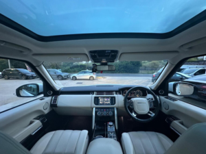 2015 Land Rover Range Rover 3.0 Td V6 Vogue Auto 4WD Euro 6 (s/s) 5dr in White — image 2