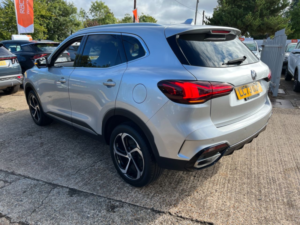 2023 MG MG Hs 1.5 T-Gdi 16.6kwh Trophy SUV 5dr Petrol Plug-In Hybrid Auto Euro 6 (s/s) (258 Ps) in Silver — image 4