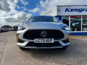 2023 MG MG Hs 1.5 T-Gdi 16.6kwh Trophy SUV 5dr Petrol Plug-In Hybrid Auto Euro 6 (s/s) (258 Ps) in Silver — image 6